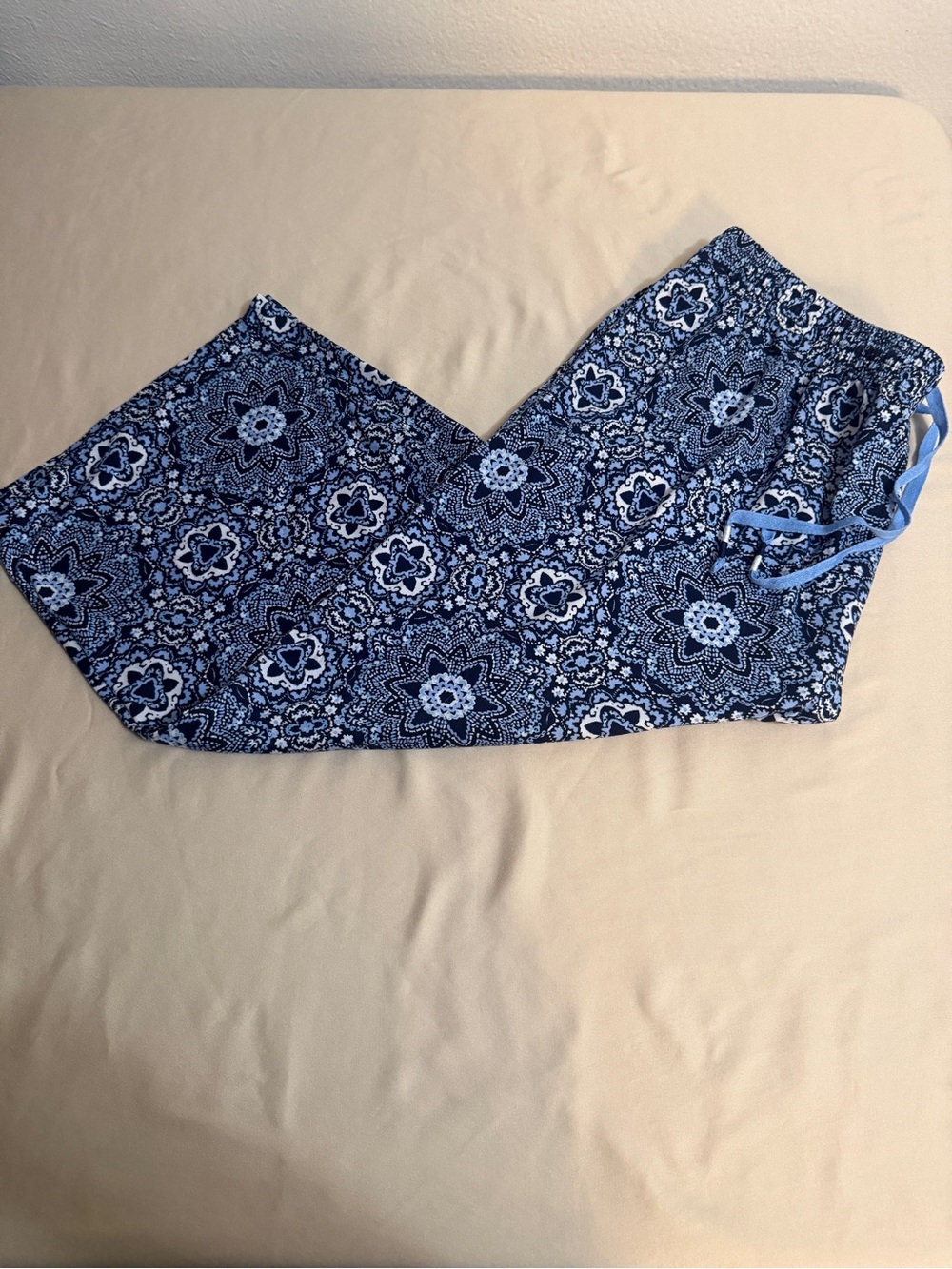 Cuddl Duds Medallion Print Cropped Lounge Pants Wide Leg P1X